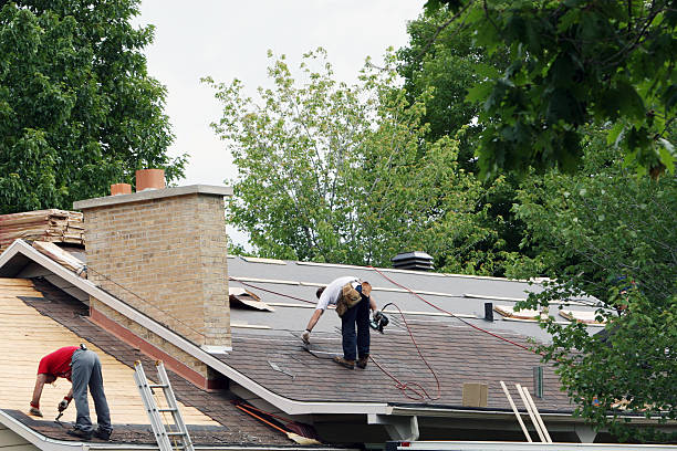 Roof Gutter Cleaning in El Granada, CA